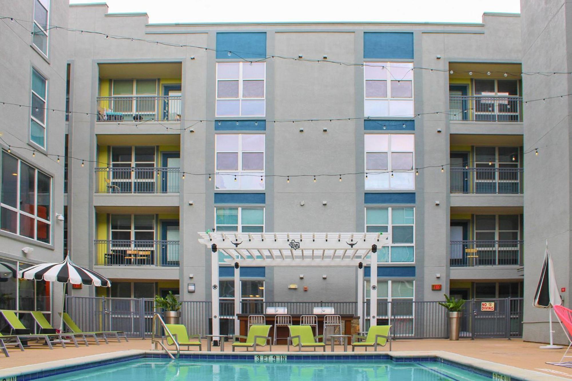 Upstay - Condo With Pool Gym Games And Bbq Austin Dış mekan fotoğraf